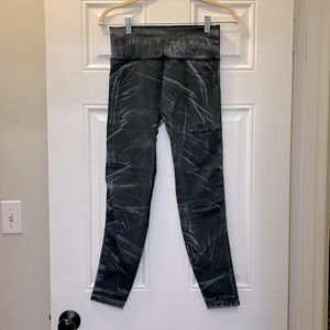 Lululemon 🍋 Seamless Leggings, Size 10, Grey Pattern